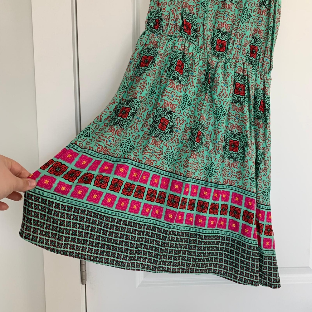 Francesca's Green Pattern Mini Dress - Picture 4 of 4